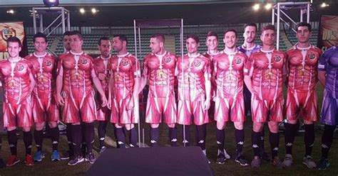 Spanish Third Division Side CD Palencia Release Bizarre Anatomical Kit