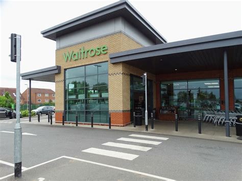 Waitrose relaunches food sharing platters with less packaging