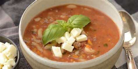 Lasagnesuppe L Kker Suppe Med Hakket Oksek D Og Pasta