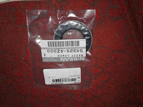 Замена пыльника с отбойником, подшипник, опоры переднего амортизатора ...