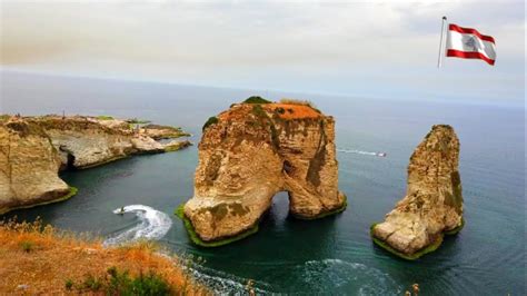 Raouche Rock Beirut Most Attractive Place In Lebanon الروشة بيروت