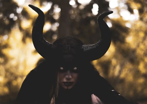 Here Are The Top 6 Scary Pinoy Mythological Creatures