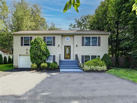 797 State Route 34 Matawan Nj 07747 Zillow