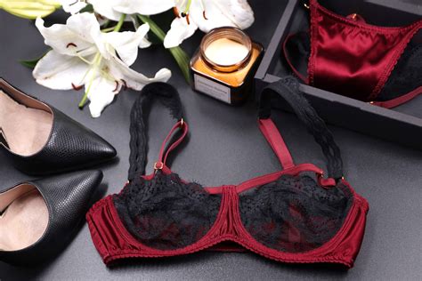 Bordo Silk Lingerie Set Mari Moth