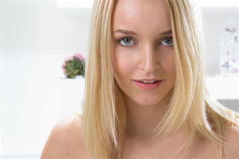 Beautiful Blonde Amaris Free Photo From Godlike Images On Fonwall