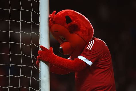 Arsenal At Manchester United Q A With The Busby Babe The Short Fuse