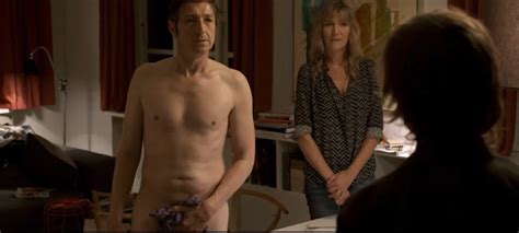 CFNM CMNM PUBLIC Father Naked In Front Of ThisVid