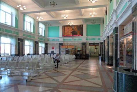 Барнаульский железнодорожный вокзал: адрес, телефоны и услуги - На поезде