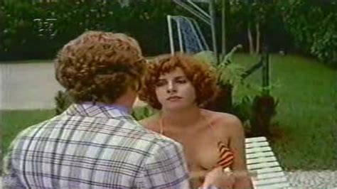 Naked Denise Bandeira in À Flor da Pele