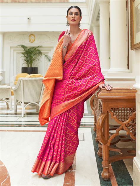 Woman S Handloom Patola Weaving Saree Online On Dvanz Dvz