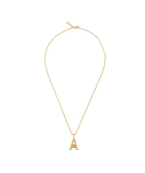 Sex and the City Tι θα φορούσε η Carrie Bradshaw το 2021 VOGUE GR