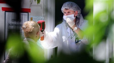 Coronavirus Tornano A Salire I Morti In Italia 30 HuffPost Italia