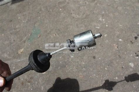307705043R Renault (RVI) трос сцепления
