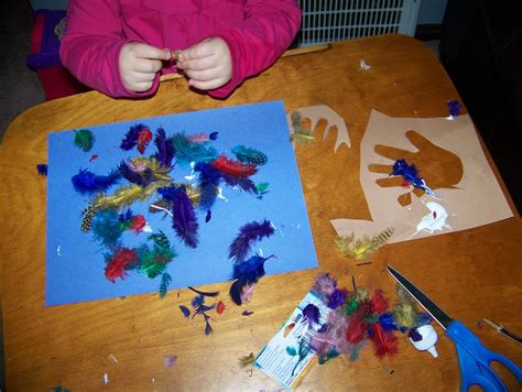 parenting   craft impaired  toddler crafts fun  glue