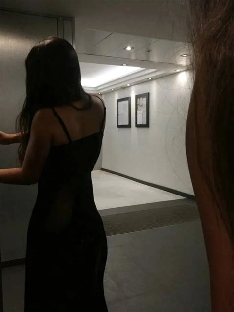 A Stranger Cums On My Slutty Dress In The Subway Nude Pics XHamster