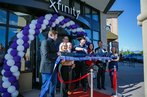 Comcast Celebrates Grand Opening of Highlands Ranch Xfinity Store
