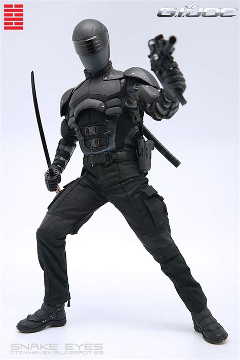 Toyhaven Hot Toys Th Scale G I Joe Retaliation Snake Eyes Inch Ninja Collectible Figure
