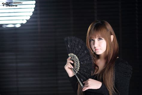 Xxx Nude Girls Ryu Ji Hye In Black