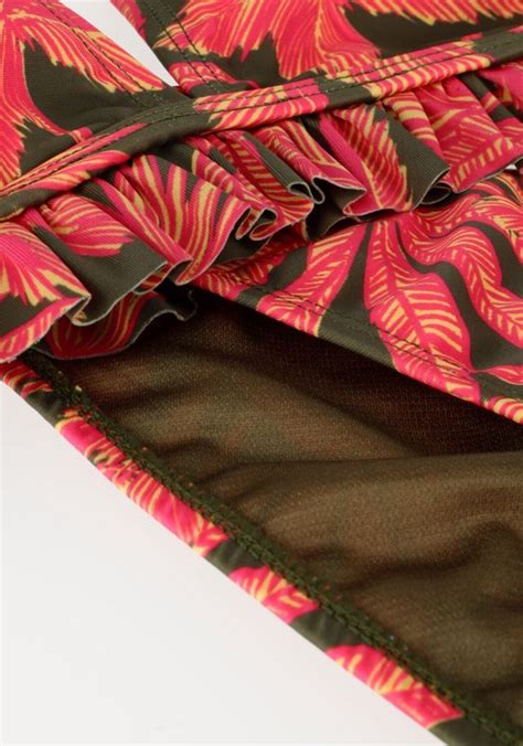 Shiwi Bikini Set ROSIE FIXED TRIANGLE SET RUFFLE Forest Green Leaves 158 164 Bol