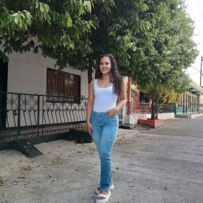 Isabel Gym Stripchat Webcam Model Profile Free Live Sex Show Cam4Joy