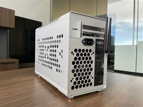 ZZAW B6 | CPU 10700 | GPU 3070 : r/sffpc