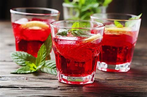 Spritz Campari : Recette du cocktail Spritz Campari - Cocktails Road