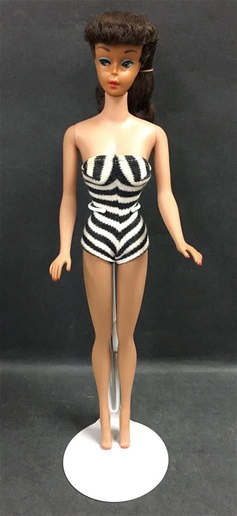 Lot Montgomery Wards Barbie Brunette Ponytail Black And White