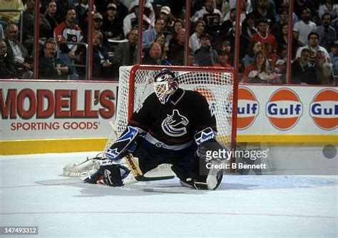 Felix Potvin Photos And Premium High Res Pictures Getty Images