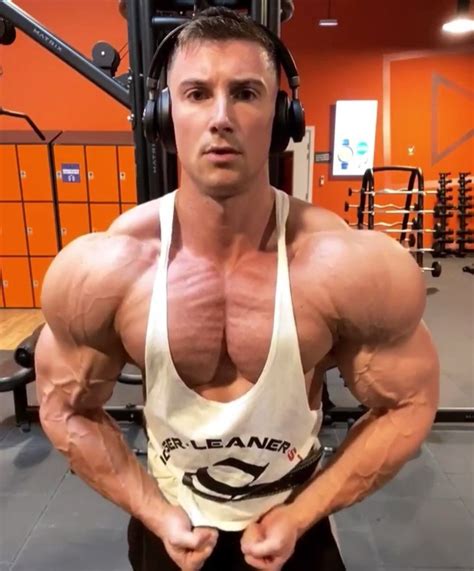 Hot Muscle Studs On Twitter Https T Co Liwtcty Twitter