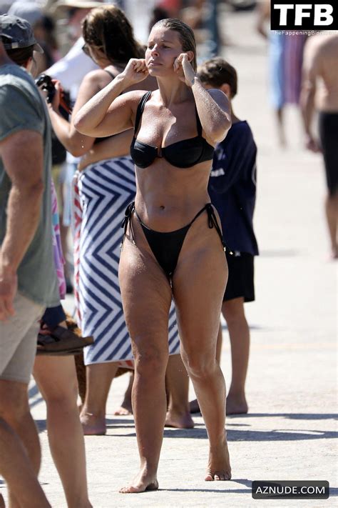 Natasha Oakley Sexy Seen With Sophia Vantuno Showing Off Their Amazing Body In A Hot Bikini At