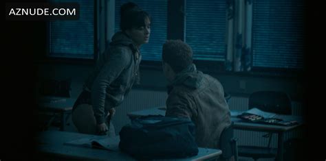 ANGELA BUNDALOVIC Nude AZNude