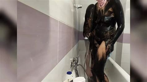 Crazy Amateur Couple Taking Bath Brunette Hairy Pussy Big Tits Big Ass Xhamster