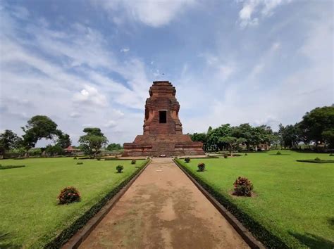 Harga Tiket Masuk Candi Brahu Terbaru Juli 2024