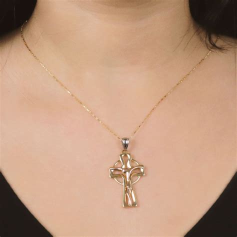 Pingente De Crucifixo Em Ouro - Pingente crucifixo em ouro tricolor