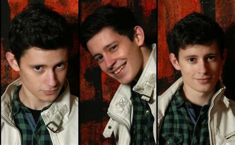 Videos Porno Gay JOVENCITO DE 18 AÑOS ME MUESTRA SU VERGA JUGOSA Y SU DELICIOSO CULITO