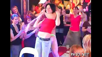 El Tipo Del Ej Rcito Baila Desnuda Y Excita Las Mejillas Mostr Ndoles Una Polla Enorme Xvideos