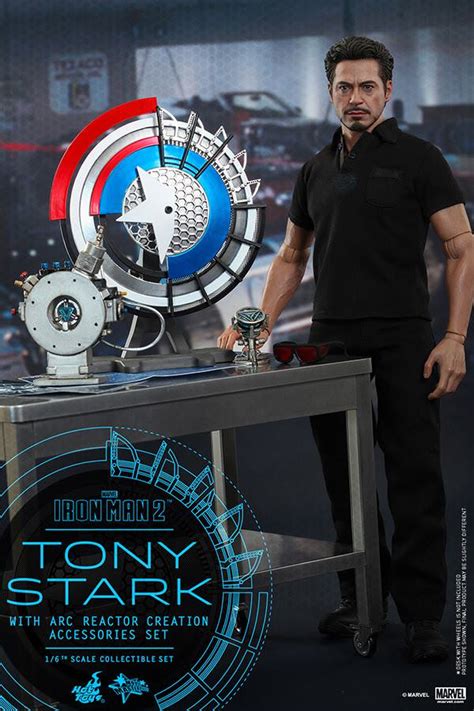Hot Toys MMS 273 Iron Man 2 Tony Stark W Arc Reactor Creation Accessories Hot Toys Complete