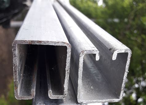 Направляющий профиль