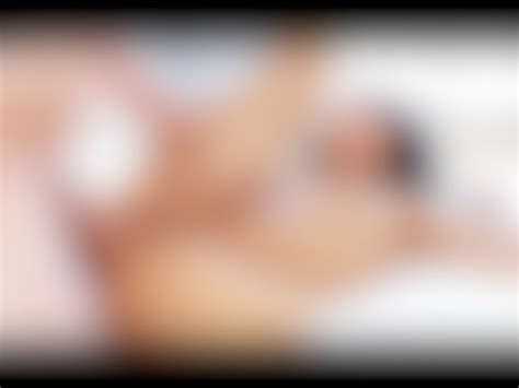 Exotic K Soaking Wet Bald Shaved Pussy Fucked With Exotic Maya Morena Vid Os Porno Gratuites