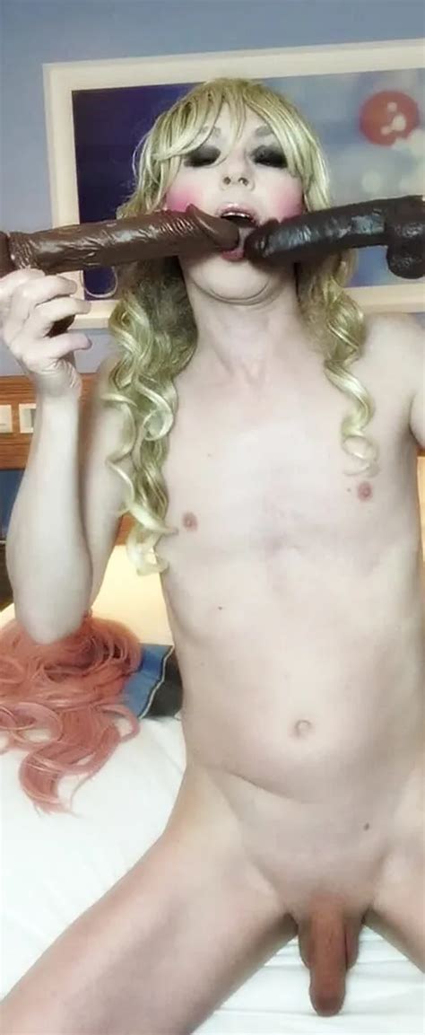 Sissy Sandra Poses Nude Nude Pics Xhamster