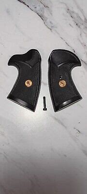 Colt Pachmayr Grips D Frame Grips Diamondback Cobra Viper Detective