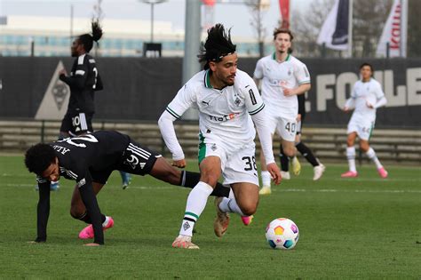 Jonas Omlin Sein Gladbach Comeback Gegen Eupen In Bildern