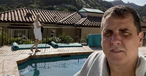 What Is Mike Deans Net Worth? Details on Kanyes Producer