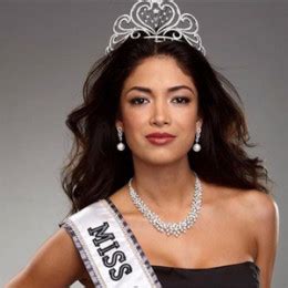 Nicole Johnson wiki, affair, married, age, height