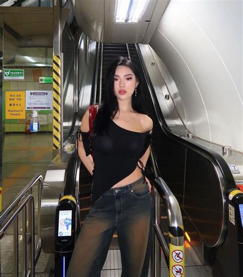 Hot Girl Tri U Followers C Nhi U Set Sexy Khoe Body Nh T Ng T C M Kh Ng Ph N C M