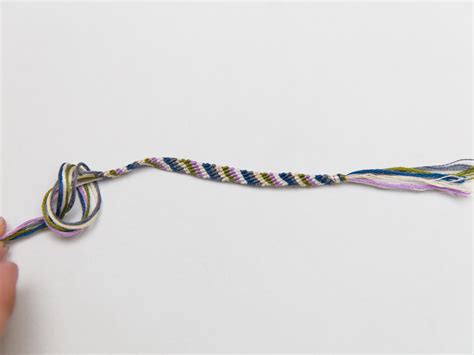 How To Make A Candy Stripe Friendship Bracelet With Pictures