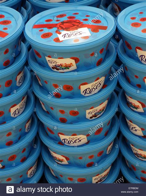 Tubs of Cadbury's Roses chocolates in London supermarket Stock Photo ...