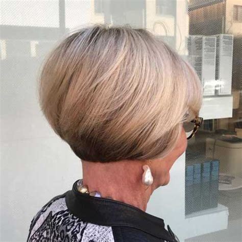 20 Best Short Haircuts For Older Women Nicestyles