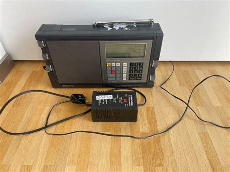 GRUNDIG Satellit 700 90er Radio Kaufen Auf Ricardo