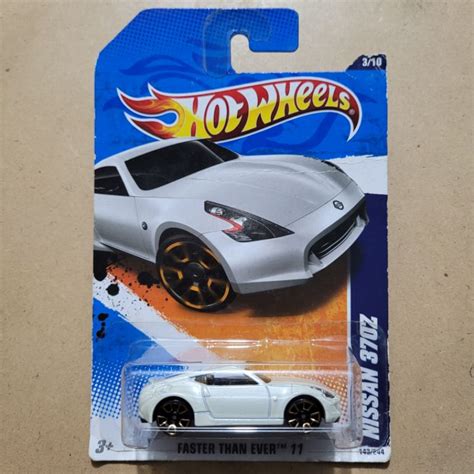 Jual Hot Wheels Kemasan Kerut Tekuk Nissan Z Faster Than Ever White Shopee